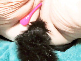 BBW Good-looking MILF all round kitten tail buttplug added to Lush3 spreads Pussy added to Plays all round Hitachi